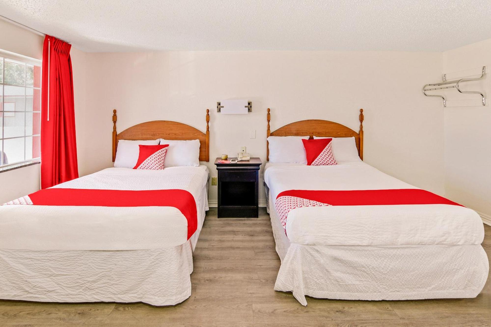 Oyo Hotel Killeen Bagian luar foto