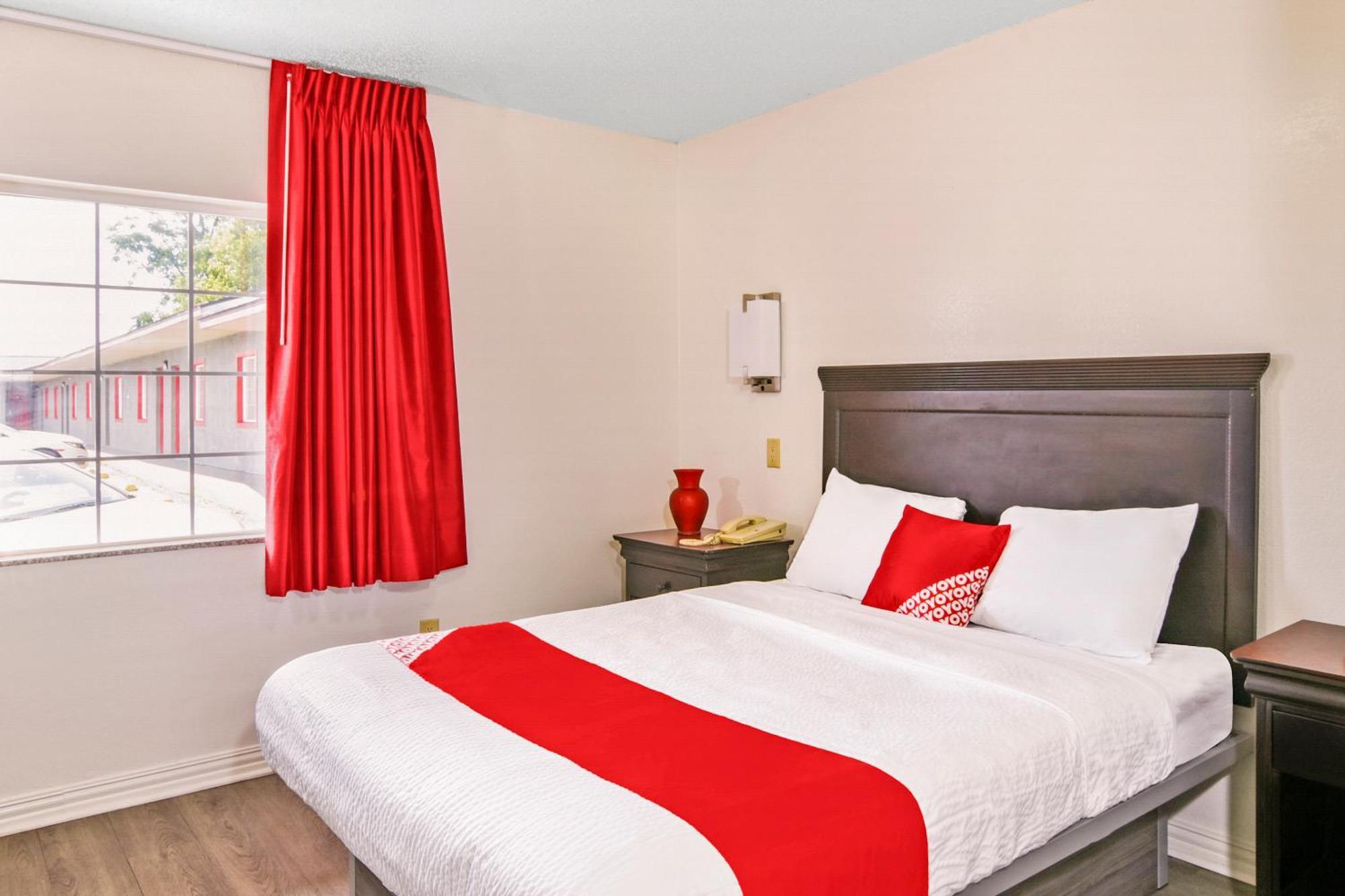 Oyo Hotel Killeen Bagian luar foto